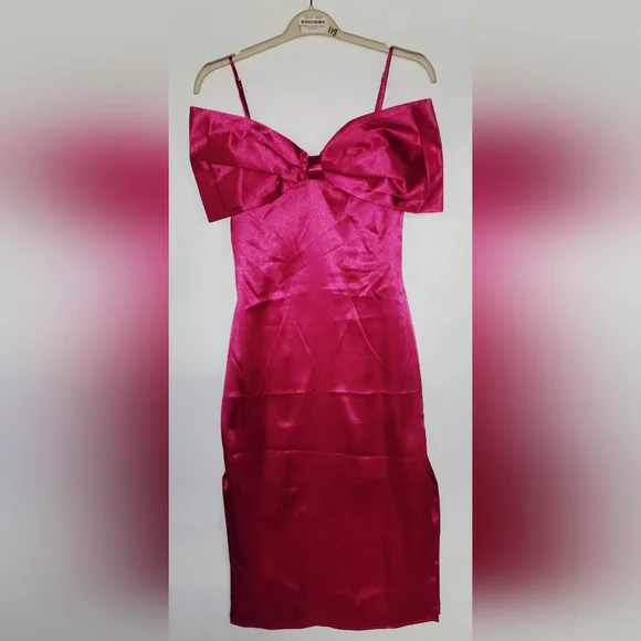 NWT- Elliat Breezy Bow Midi Dress Sz S - Picture 1 of 9